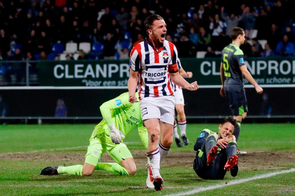 El PSV, todavía sin Chucky, sufre vergonzosa goleada
