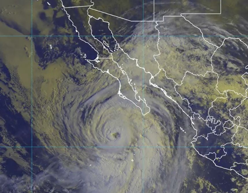 Huracán Kay sube a categoría 2; implicaciones económicas