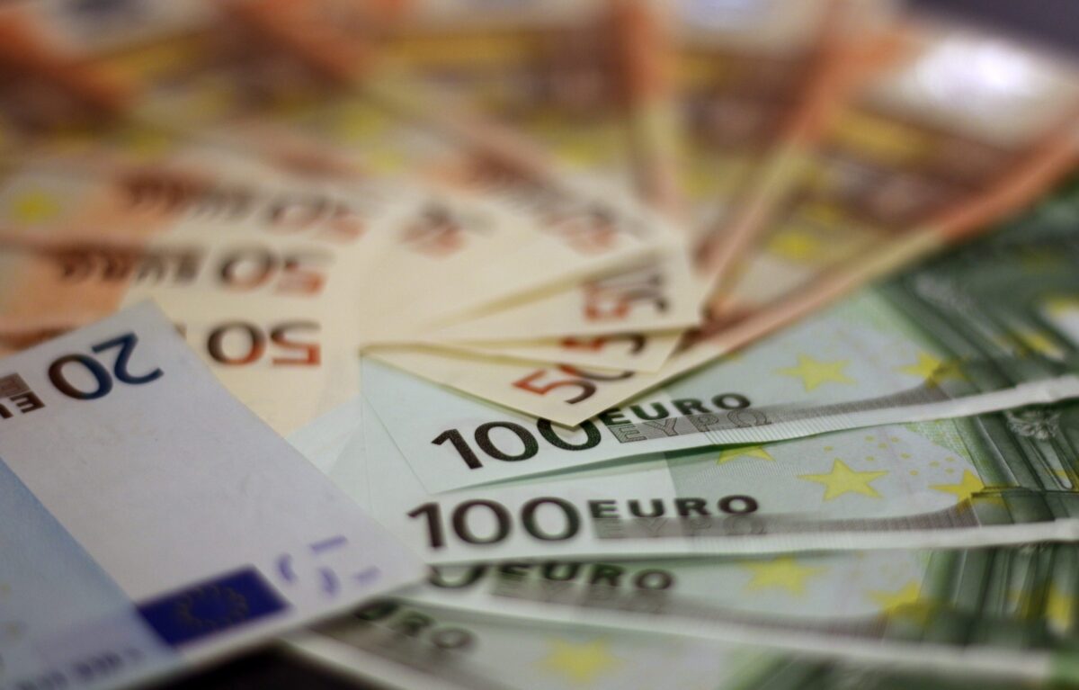 La inflación de la zona euro alcanza un récord del 10%